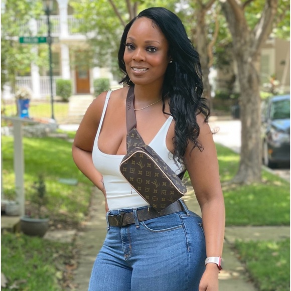 Meet your Posher, Lacresha - Picture 1 of 4